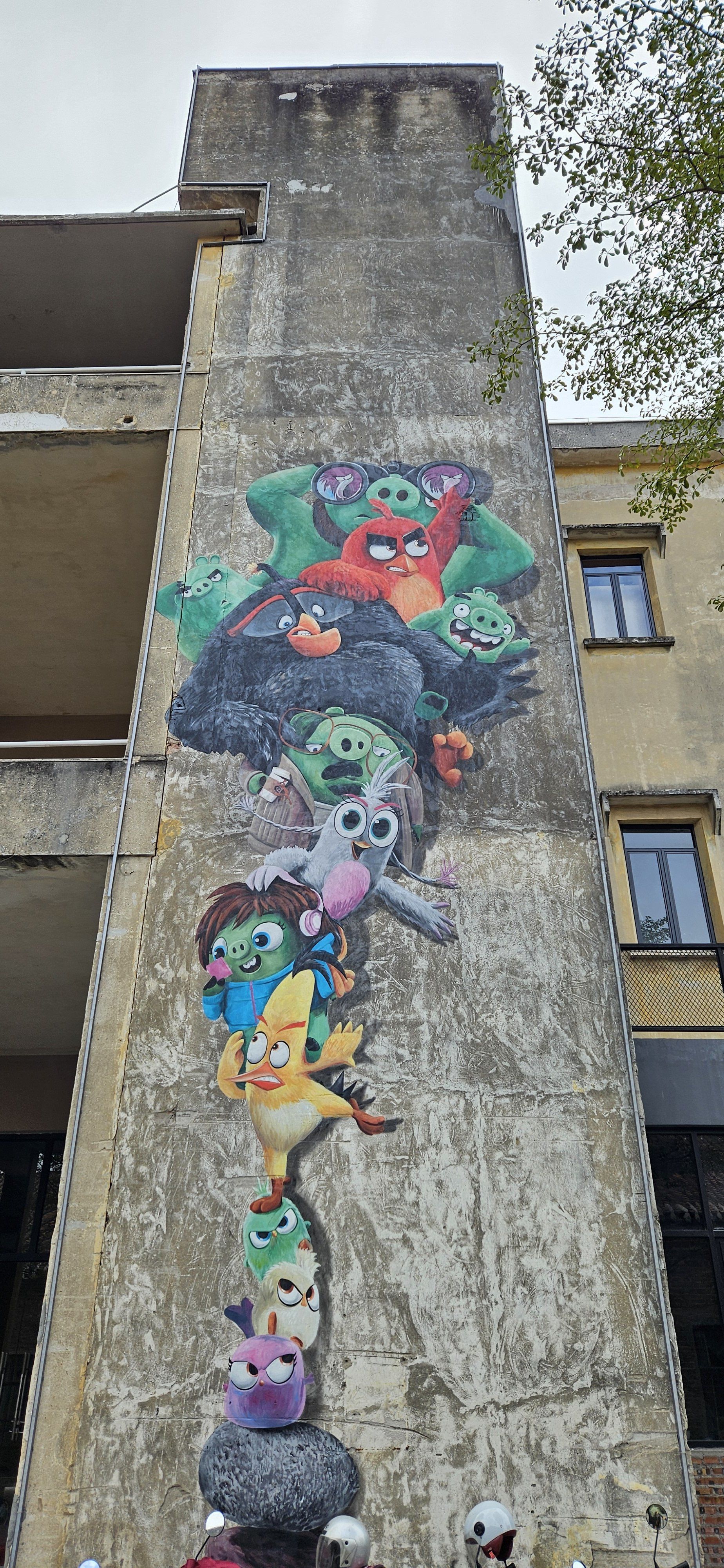 涂鸦墙的艺术时光