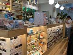 -猫的天空之城概念书店(束河店)