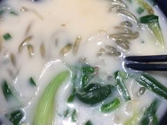 -肥汁米蘭香港米线(长宁来福士店)