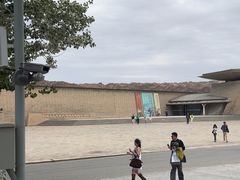 -敦煌石窟文物保护研究陈列中心