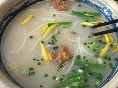 -新世界·过桥米线宴