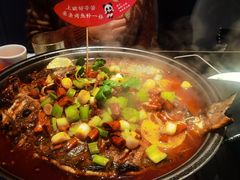 -辣尚瘾·烤鱼·新川菜(牡丹园直营店)