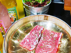 -何发发和牛烧肉·鳗鱼榴莲放题自助(乐峰广场店)