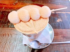 白玉豆乳冰拿铁-MIKAKU(万达广场上海宝山店)