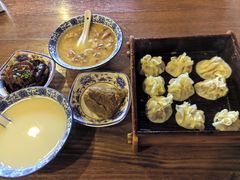 -张家巷美食(南浔店)