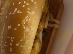 麻辣香锅风味鸡腿双层堡-肯德基(葛沽DT店)