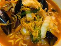 海鲜辣汤面-香港饭店0410(明洞店)