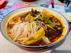 -丽丽三鲜螺蛳粉(田林路店)