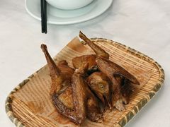 五谷芳红烧乳鸽-五谷芳乳鸽王(海景店)