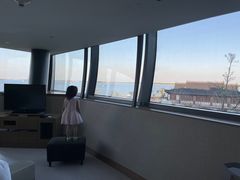 -上海滴水湖皇冠假日酒店