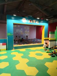 -恐龙探索乐园(磁器口店)