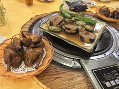 -龙回山庄