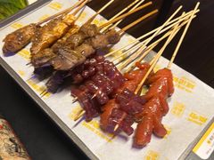 -威记烧嘢·南宁烧烤·超级生牛(绿地店)