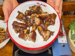 -老鼎万春卤菜(五代传承创始老店)