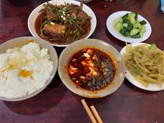 红烧排骨-梯坎豆花