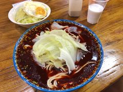 极品牛肉面-蒋六十八梯眼镜面(狮子坪店)