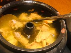 云南经典汽锅鸡-云海肴·汽锅鸡·云南菜(苏州中心店)