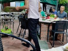 -墨脱石锅椰子鸡•香草鸭•东山羊(大东海店)