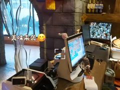 -城墙拐拐火锅(三峡广场黑金冠店)