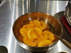 糖水黄桃-本炙炭烤·蒲烧活鳗料理店(金沙洲店)
