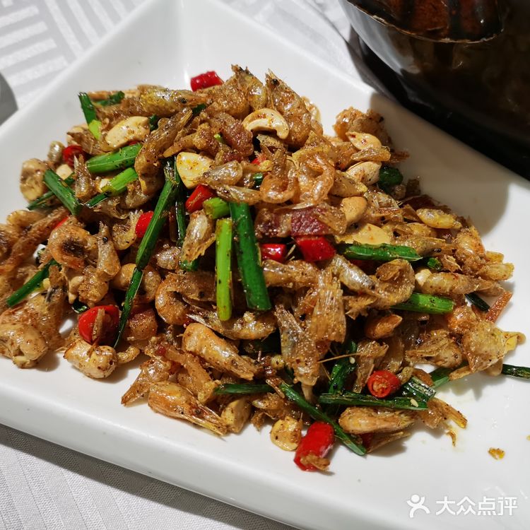 哈哈，第一次吃鸽子蛋