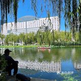 亮马河河畔遛弯儿好去处