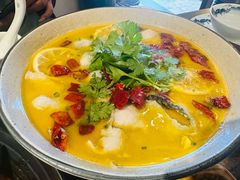 -聚汇三少·龙虾·中餐厅(莫邪路新天地店)