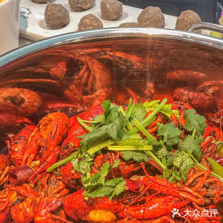 谁说火锅店吃不出浪漫🌹他家超会的好吗‼️