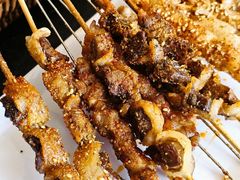 -卞二小串·鹤岗烧烤·坑烤(永定路店)