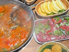 -老凯俚酸汤鱼(鸿通城店)
