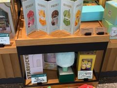 -星巴克臻选(周浦万达店)