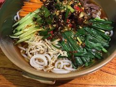 凉拌米线-滇香肴·云南菜蒸汽石锅鱼(云南北路店)