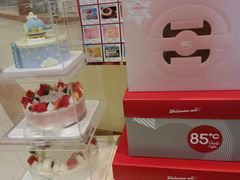 -85度C(生甜甜圈研究工坊·上海平凉店)