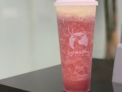 莓莓芝士茉香茶-瑞幸咖啡(经四路万达写字楼店)