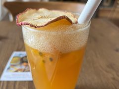 苹果百香果苏打-BOR Eatery(安福路店)