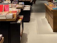 -茑屋书店(天目里店)