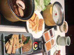 -聚盛源蒸汽海鲜火锅烤肉自助(巨川金海岸购物广场店)