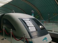 -龙阳路磁悬浮列车总站-停车场