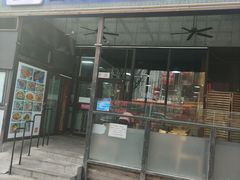 -陇上全荟兰州传统牛肉面(延吉路店)
