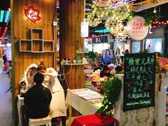 -泰州时尚莱迪购物广场(坡子街商业步行街店)