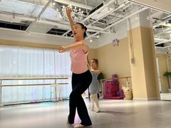 -炫艺舞蹈培训中心(枫尚奥特莱斯店)