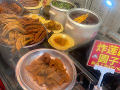 -柳州肥姨妈大骨螺蛳粉(东靖路店)