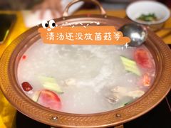 铜锅腊排骨火锅-民食香·腊排骨野生菌美食(木府店)