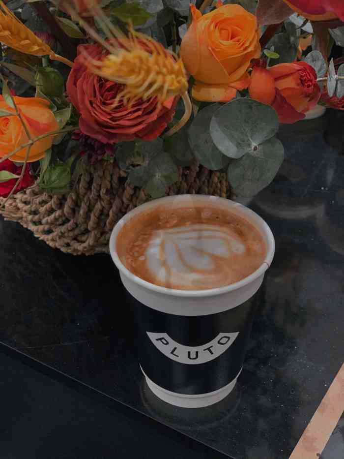 打分 pluto所用的英国皇家专用咖啡豆还是非常浓厚香醇,喜欢咖啡的