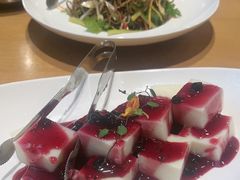 -海派美食·家宴海鲜青岛菜·石锅鲽鱼头(东方城店)
