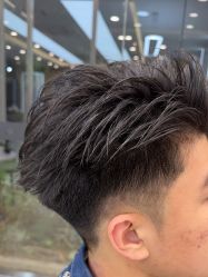 -首脑美发沙龙