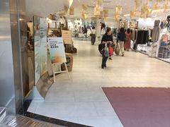 -广州白马服装市场