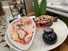 -洪氏嗨捞·广东猪肚鸡·椰子鸡火锅(西咸万象城店)