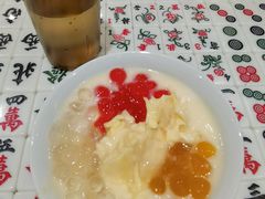 榴莲捞珠-堂屋糖水店(愚园店)