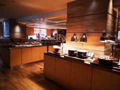 自助取餐区-北京王府井希尔顿酒店·万斯阁西餐厅